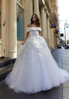 UNK-Suzanna image 2