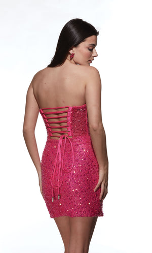 UNK-4825. Short, Sweetheart Neckline, Straight image 3