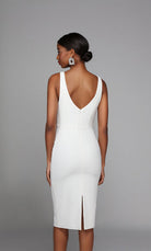 UNK-70010. Short, Square Neckline, Straight image 2