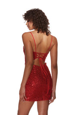 UNK-4829. Short, Sweetheart Neckline, Straight image 1