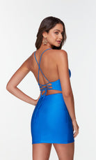 UNK-4560. Short, Sweetheart Neckline, Straight image 3