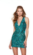 UNK-4642. Short, Plunging Neckline, Straight image 5