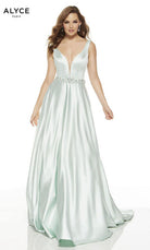 UNK-1422. Long, Plunging Neckline, A-Line image 4