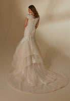 UNK-Lauren image 2