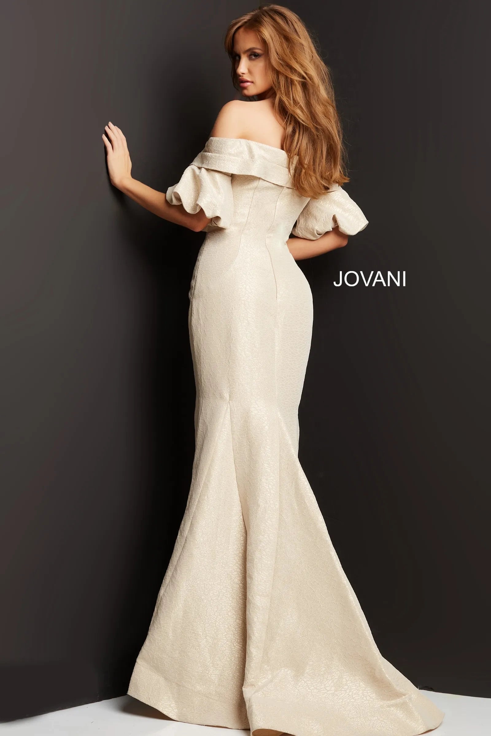 JVN-6831 image 4