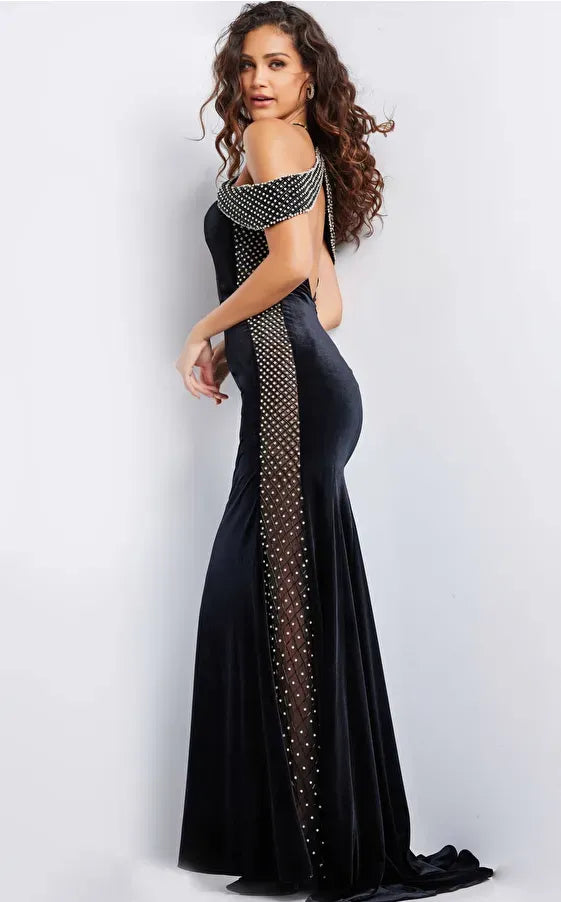 JVN-36587 image 1