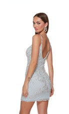 UNK-4660. Short, Square Neckline, Straight image 6