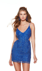 UNK-4644. Short, V-neck, Straight, Lace-up Back image 2