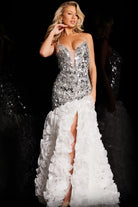 JVN-37588 image 3