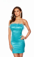 UNK-4723. Short, Strapless, Straight, Closed Back image 5