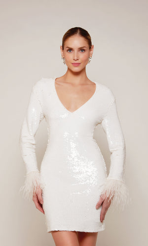 UNK-70027. Short, V-neck, Straight, Closed Back image 3