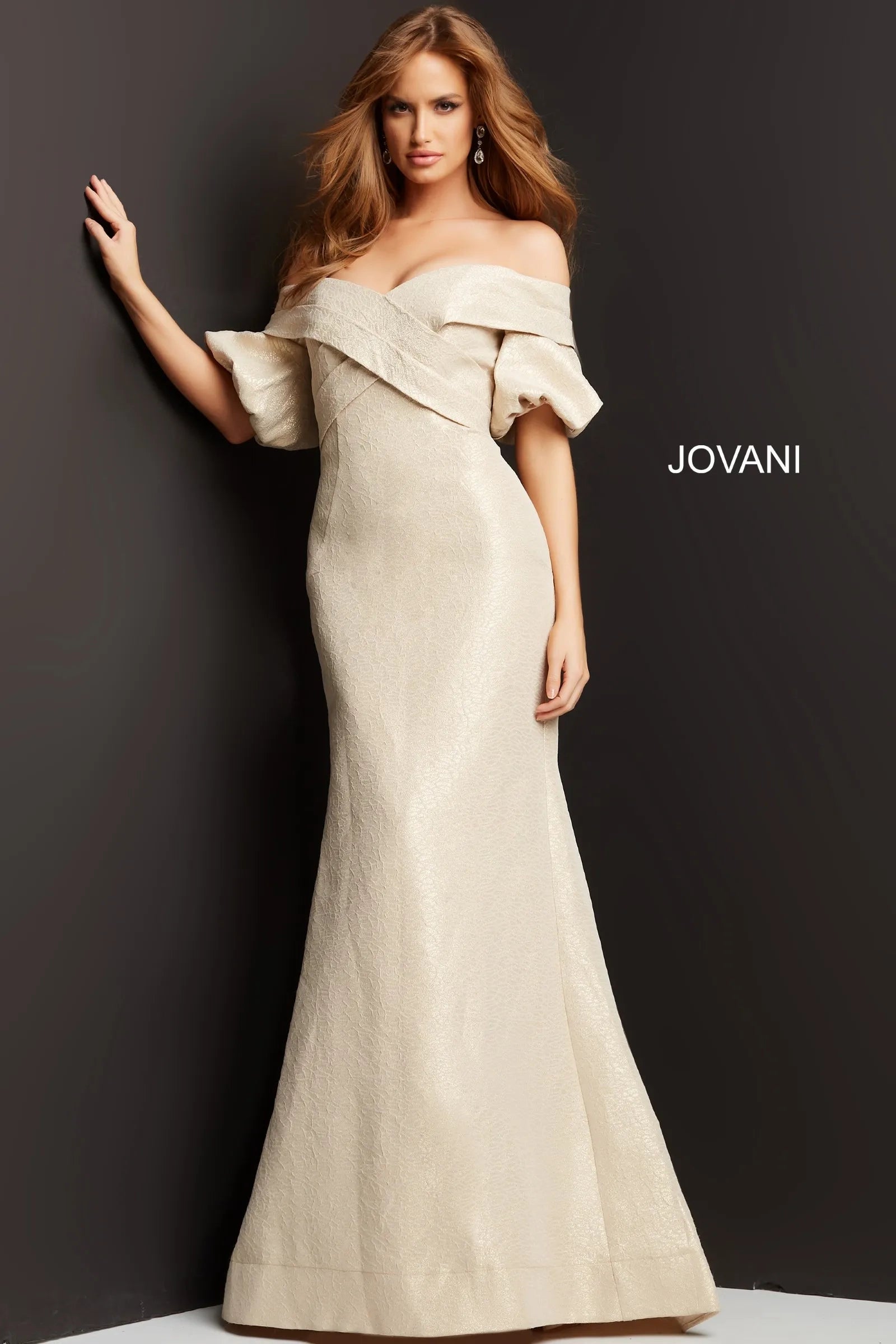 JVN-6831 image 0