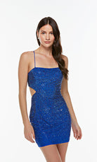 UNK-4580. Short, Square Neckline, Straight image 3