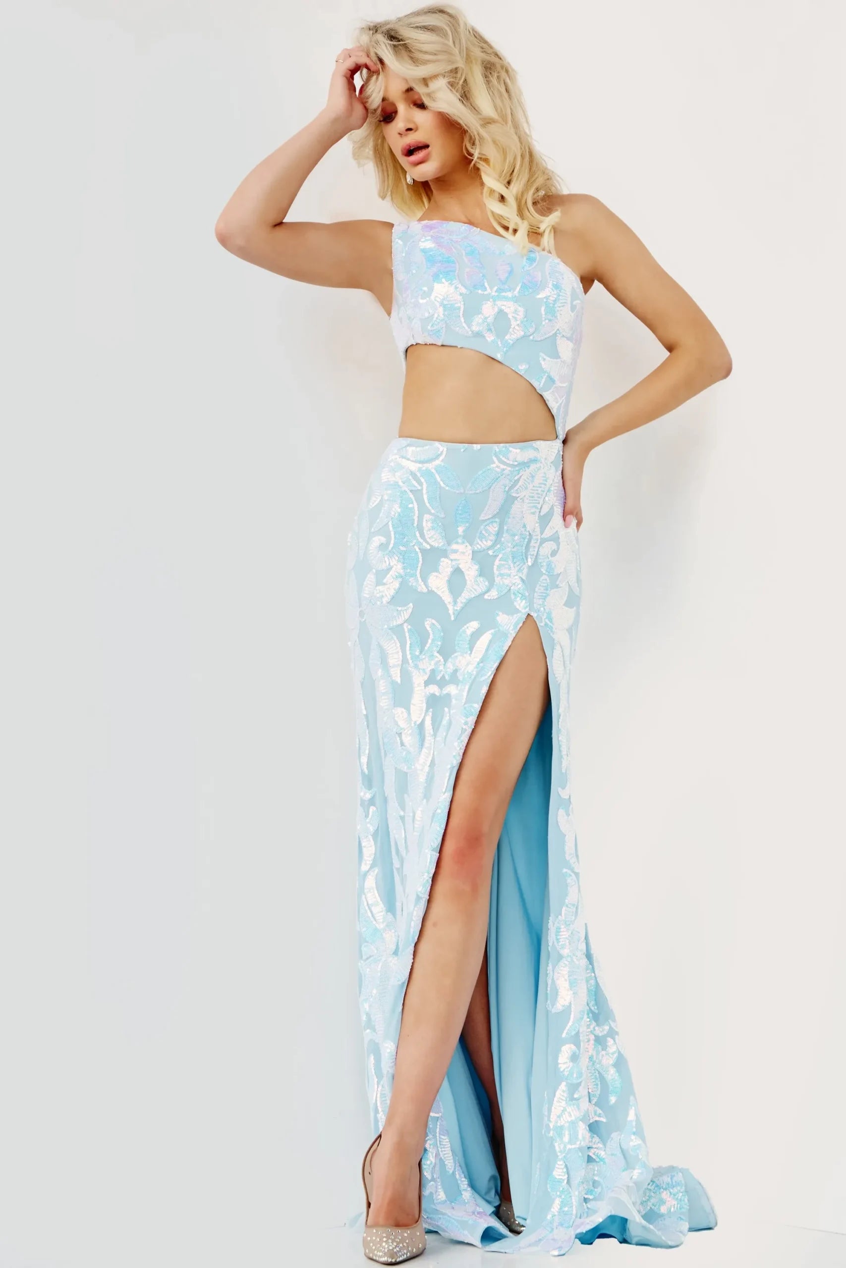JVN-22853 image 4