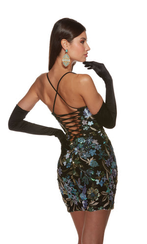 UNK-4880. Short, Plunging Neckline, Straight image 5