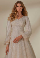UNK-Lucinda image 1