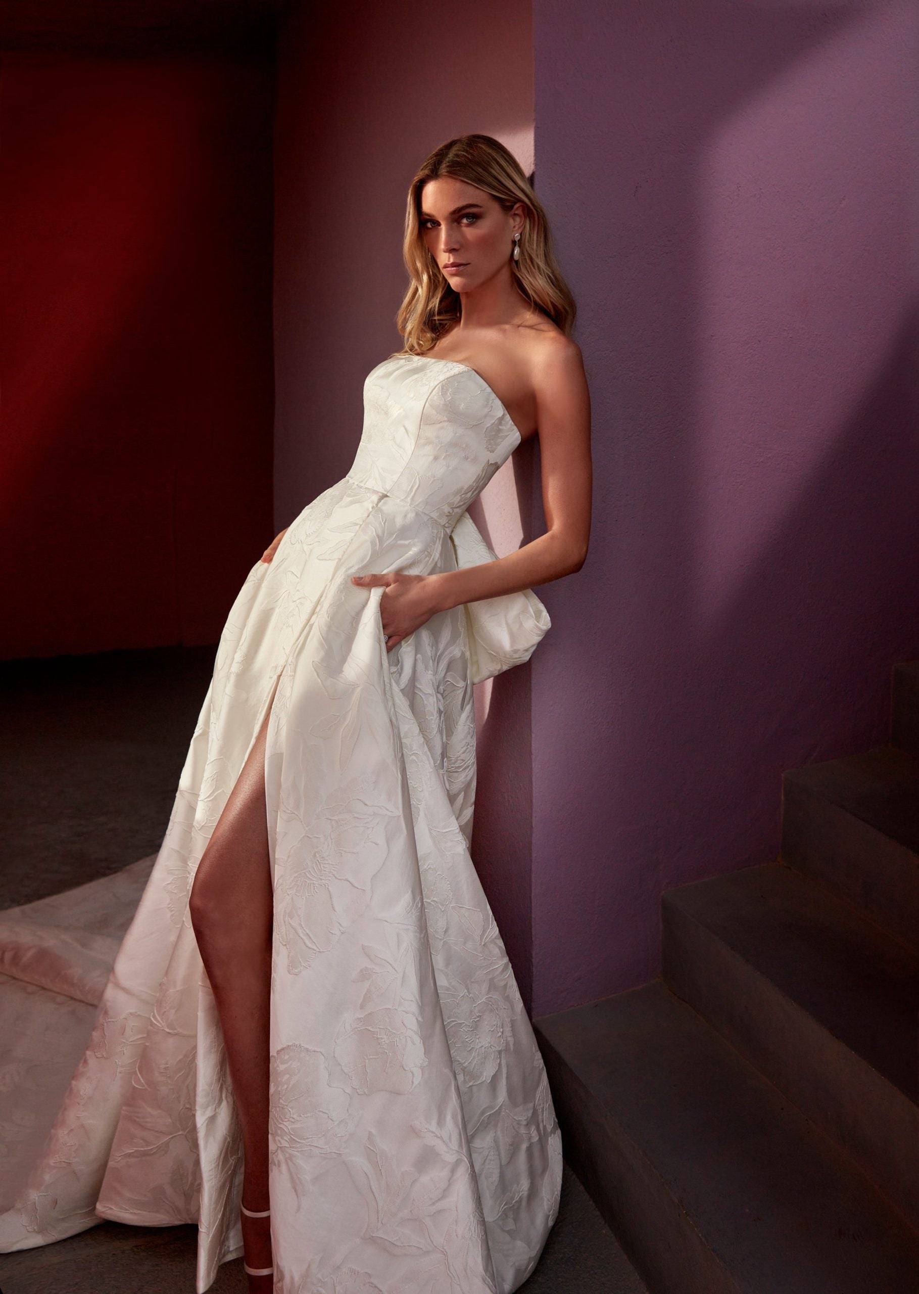 UNK-Gillian image 3