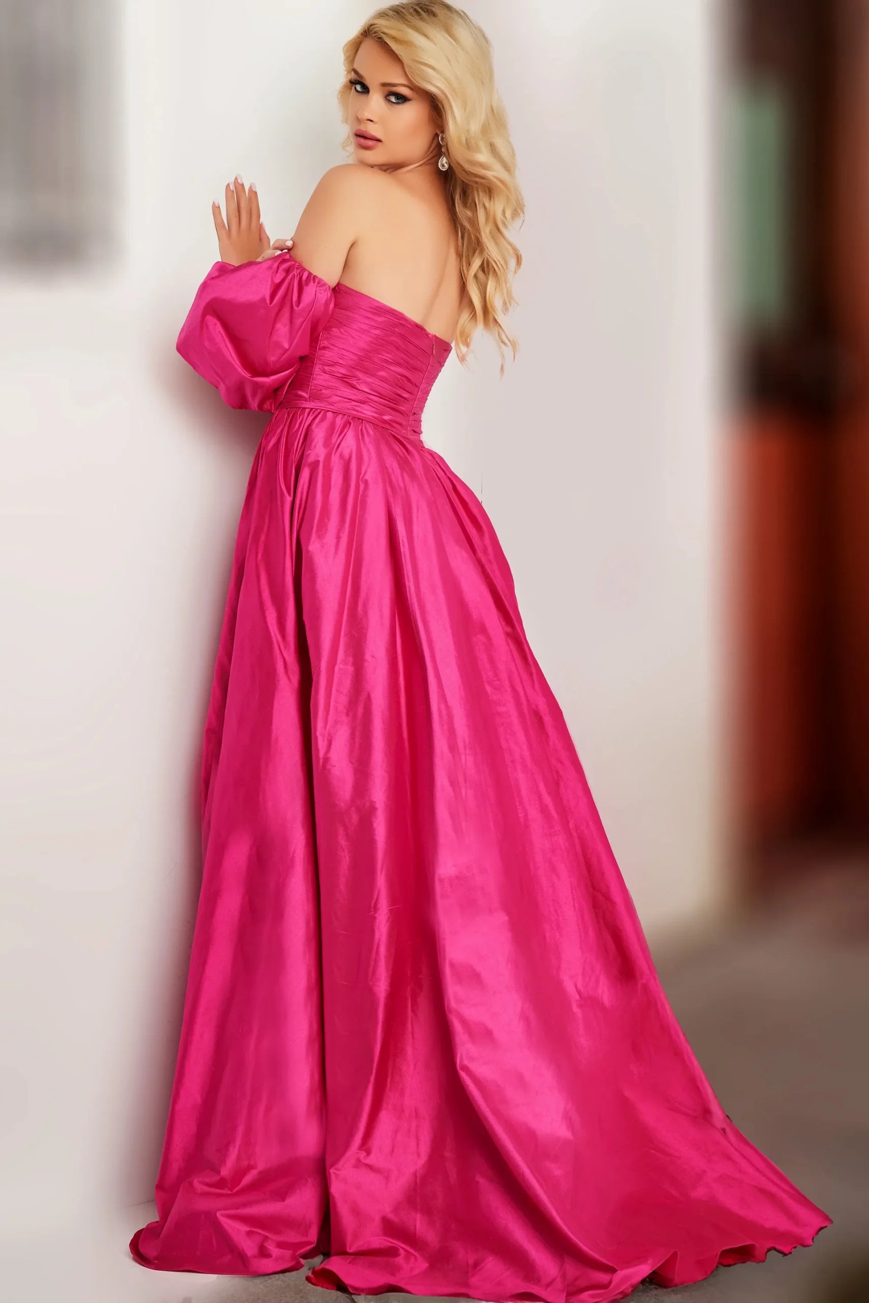 JVN-24099 image 3