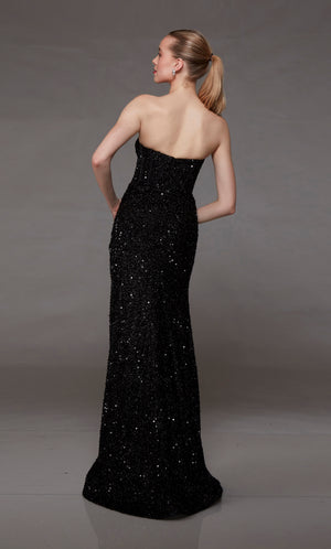 UNK-1827. Long, Sweetheart Neckline, Straight image 1