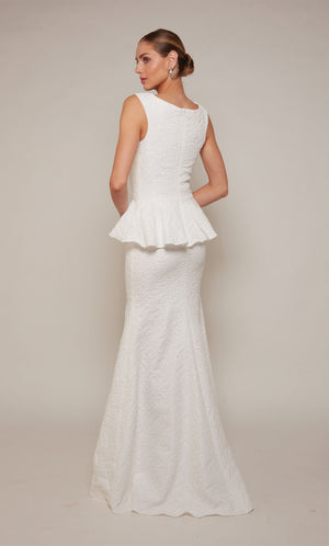 UNK-27579. Long, Scoop Neck, Straight, Closed Back image 4