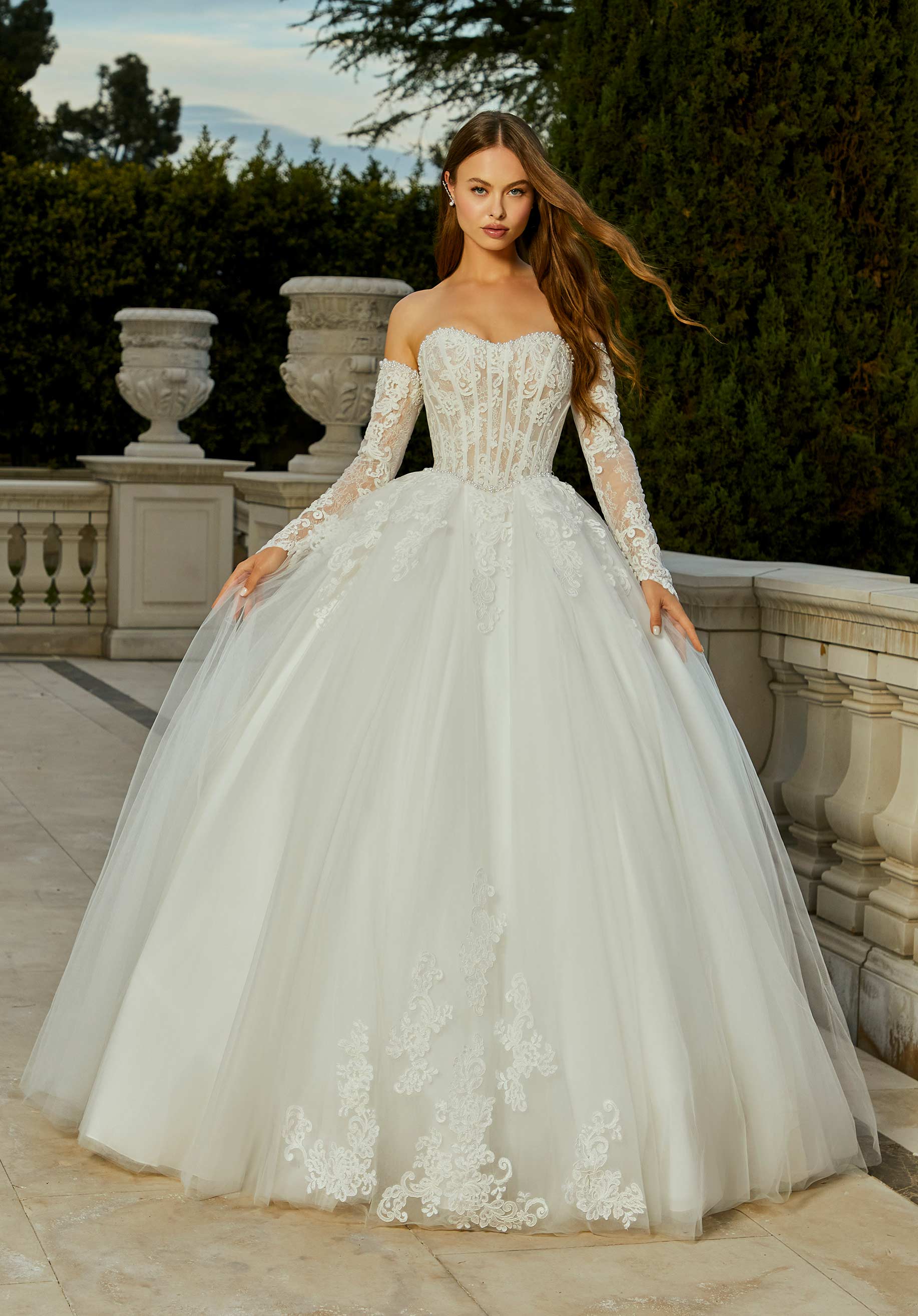 classic silhouette wedding dress Our Favorite Gowns for the Timeless Bride House of White - Newburgh | Evansville | Owensboro
