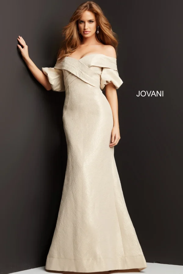 JVN-6831