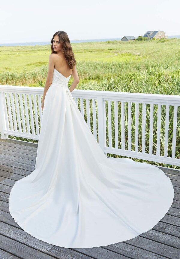 UNK-Erin - Image 3