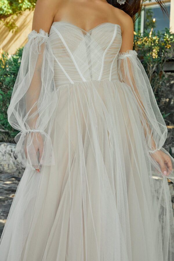 UNK-Ivanna Sleeve - Image 4