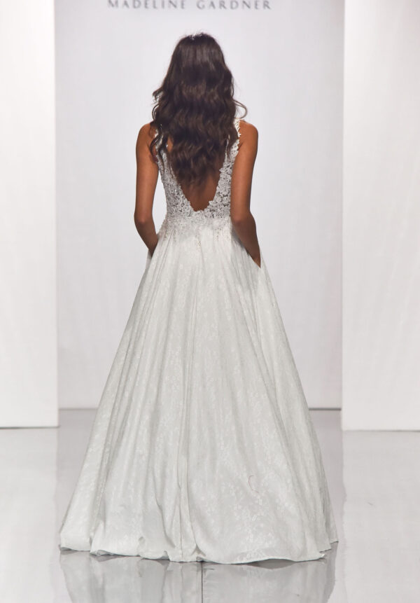 UNK-Betsey - Image 5