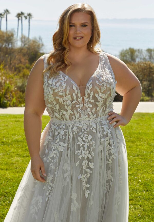 UNK-Lynette - Image 2