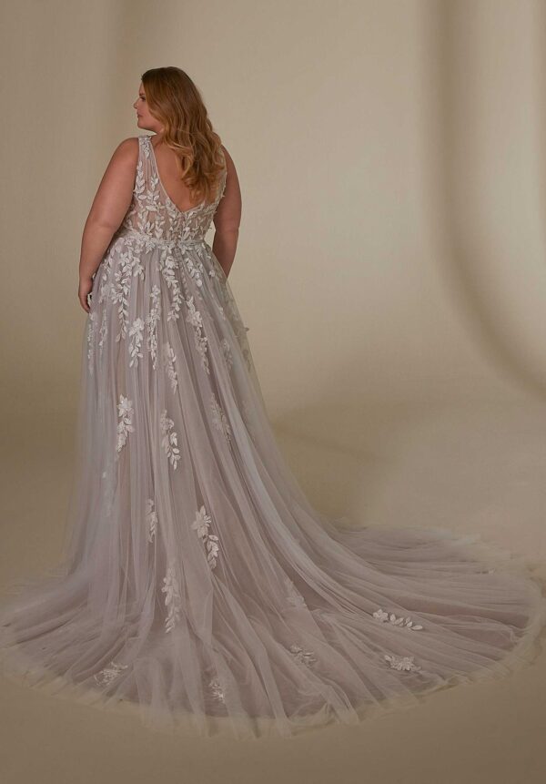 UNK-Lynette - Image 5