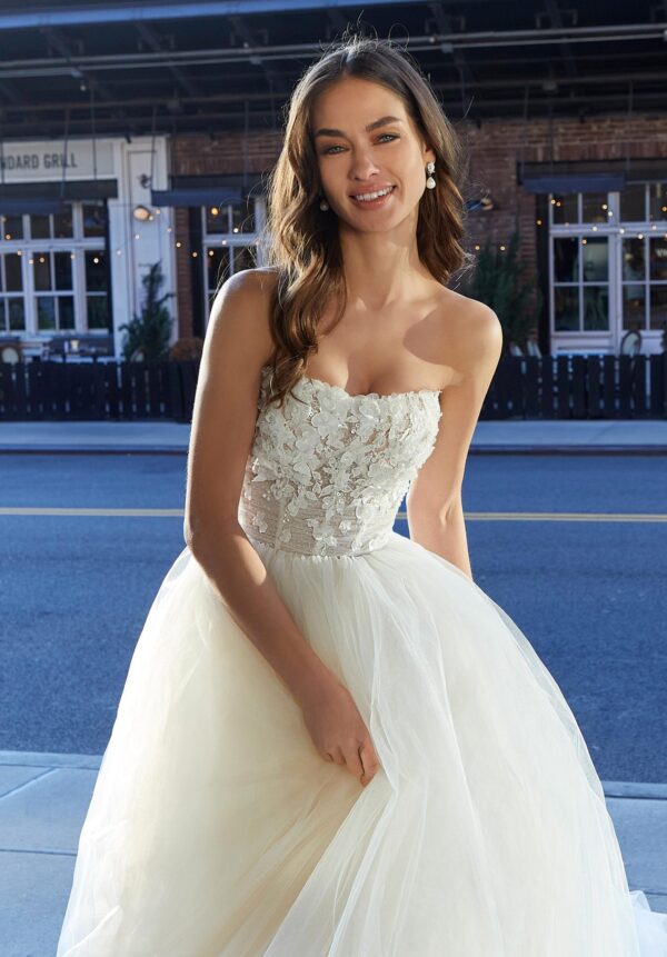 UNK-Samantha - Image 3