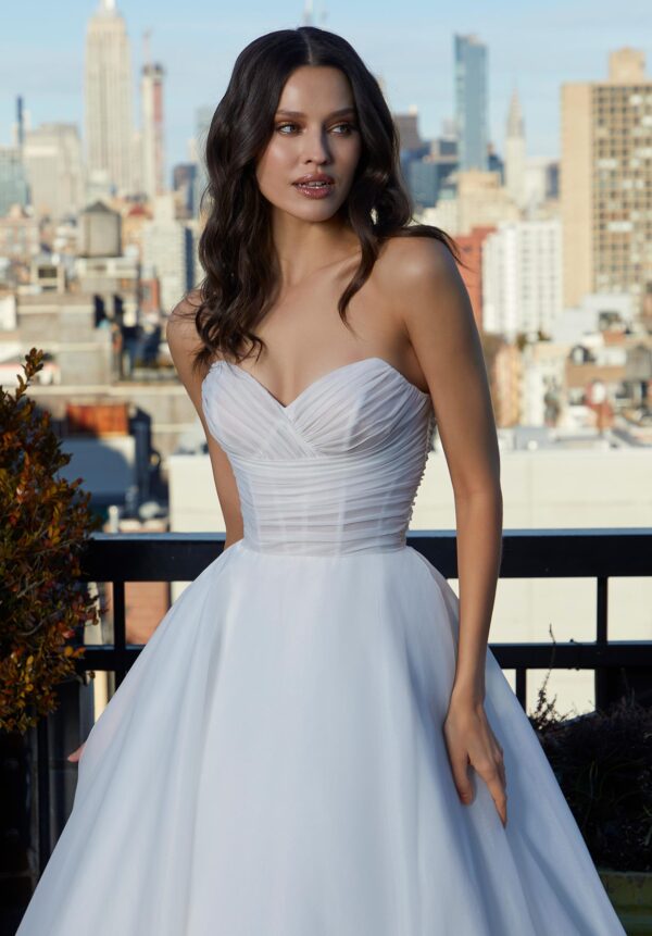 UNK-Sabrina - Image 4